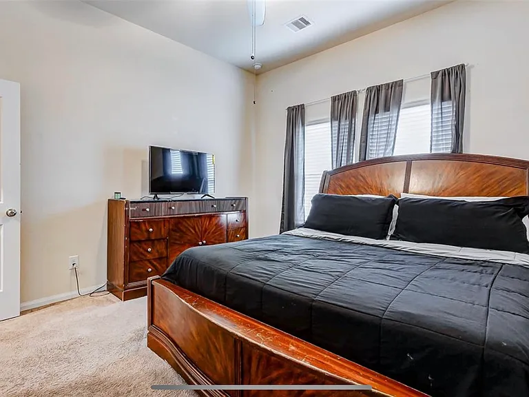 10750 Nyla Spring St — Photo 24