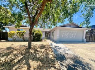 1427 Calgary Ct, Oakdale, CA 95361