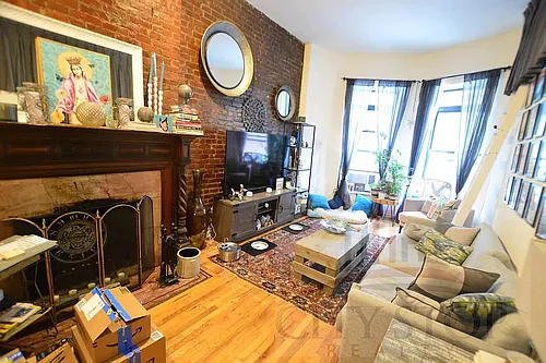 308 W 73rd St #1A Photo 1