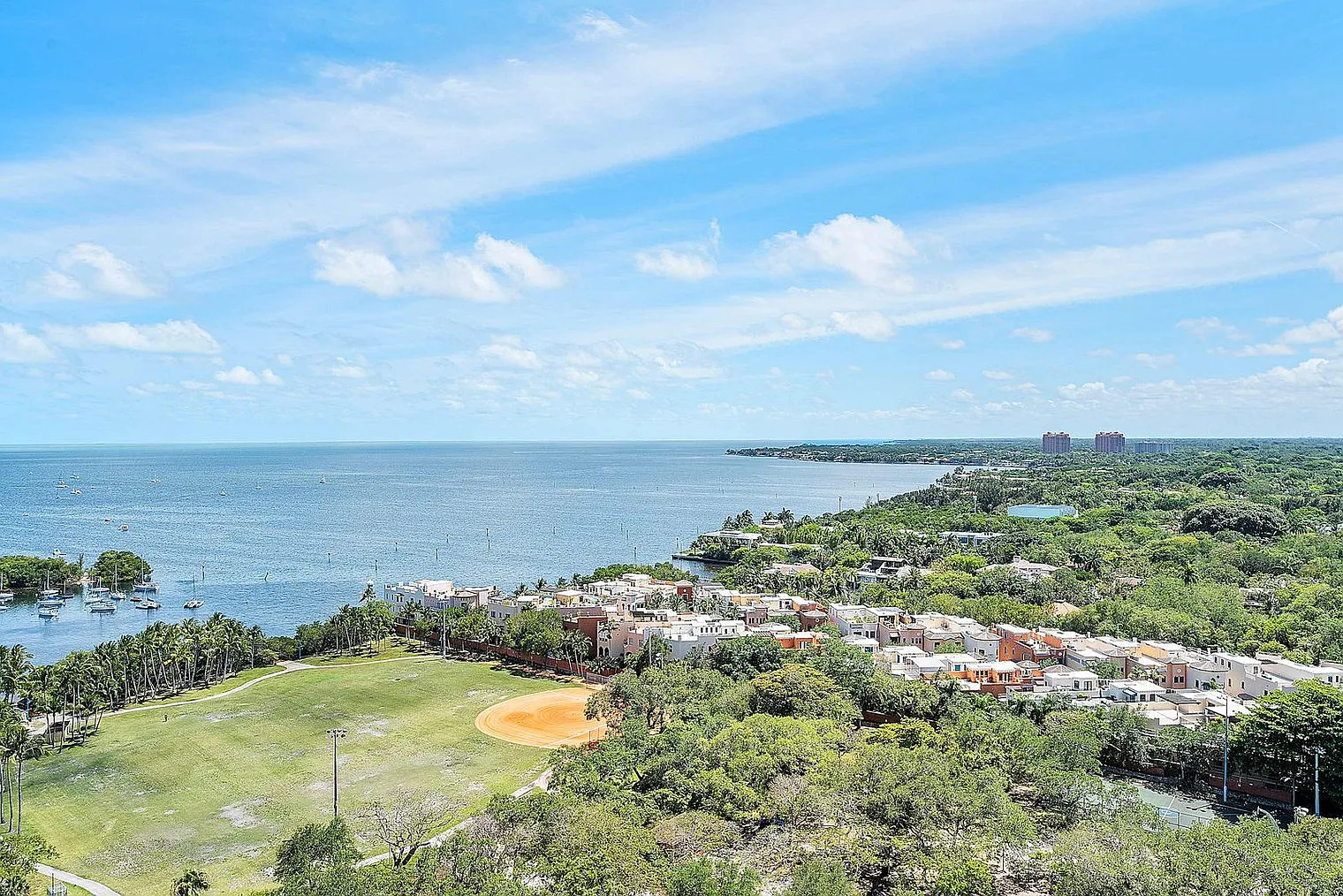 2 bed, 2.0 bath, 721 sqft, $27,386 — Photo 2