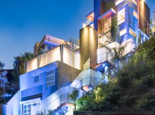 2738 N Rinconia Dr, Los Angeles, CA 90068