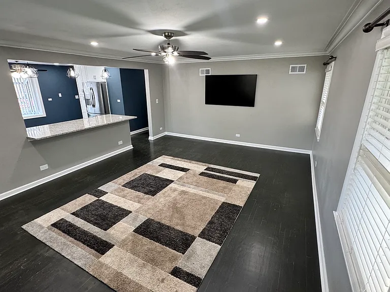 202 N Biermann Ave — Photo 5