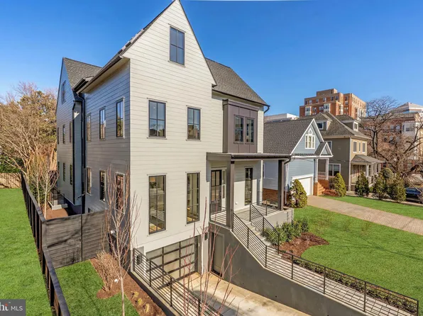 1313 N Hudson St, Arlington, VA 22201