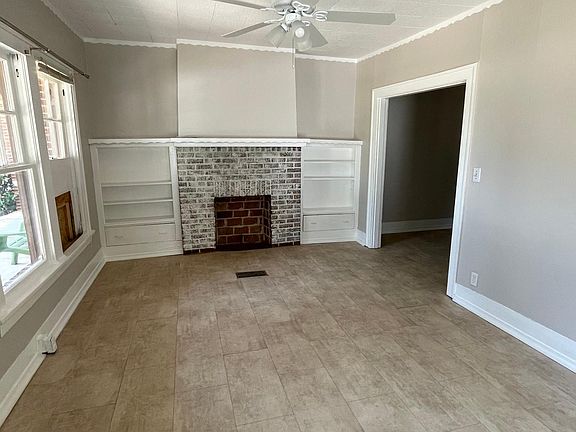 3rd image of 2806 Avenue L #B