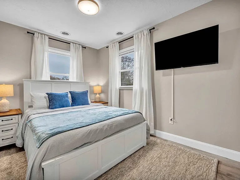 4927 Coleman Dr — Photo 15