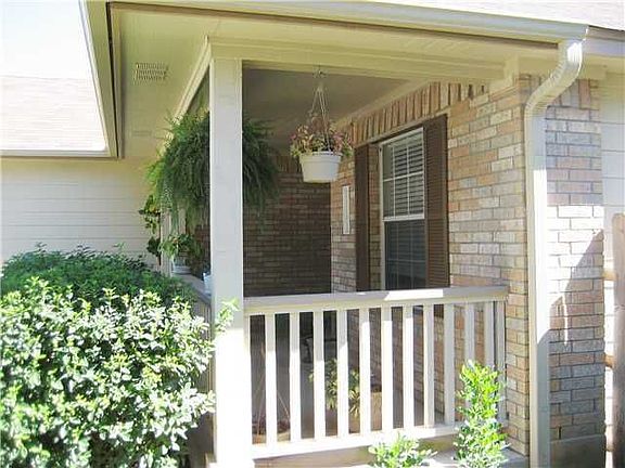 2nd image of 729 Annika Way