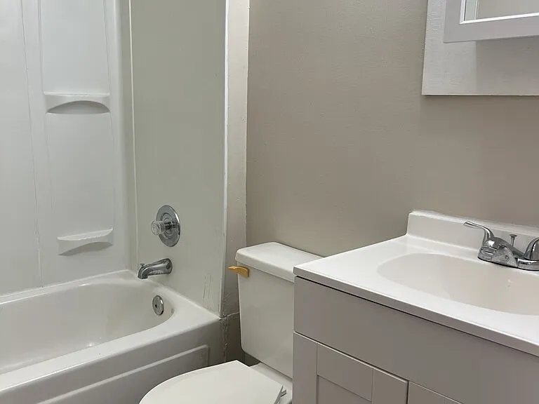 338 Brooklyn Ave — Photo 21