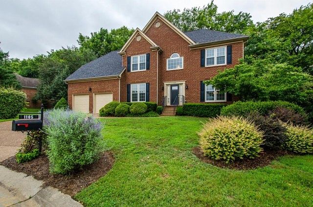 2nd image of 1105 Langley Pl