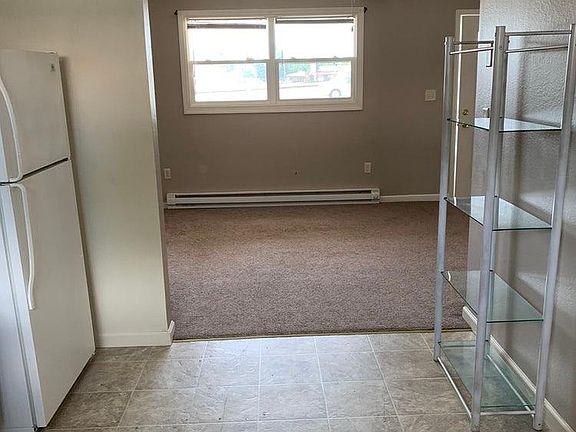 2nd image of 356 W Douglas St