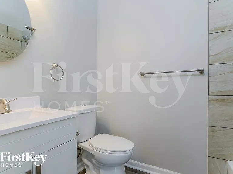 11108 N Lewis Ave — Photo 12