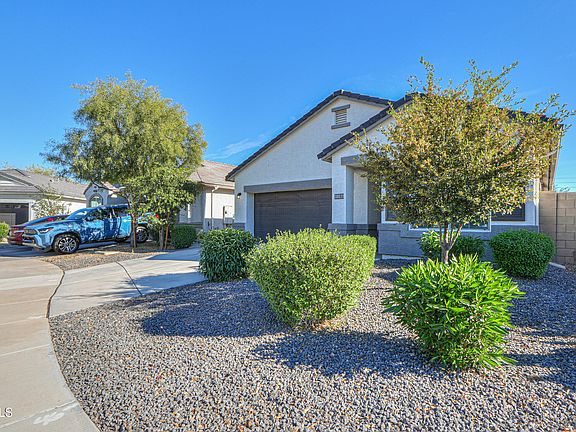 2nd image of 38031 W SAN ALVAREZ Avenue