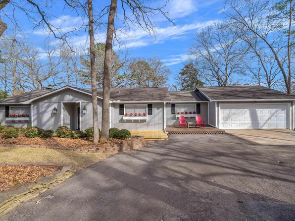 327 Peaceful Woods Trl, Holly Lake Ranch, TX 75765