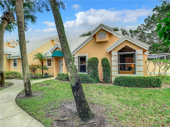 1330 Coral Park Ln #401, Vero Beach, FL 32963