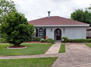 5025 Burke Dr, Metairie, LA 70003