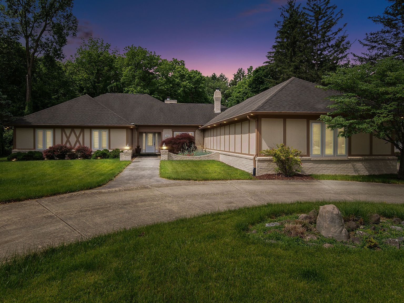 Haddad Team Real Estate | Meet the Team, image size:1536x1152