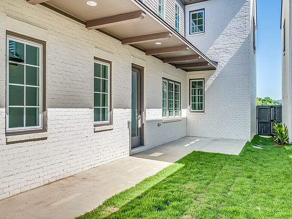 5th image of 5272 Hampstead High St #6119FZ
