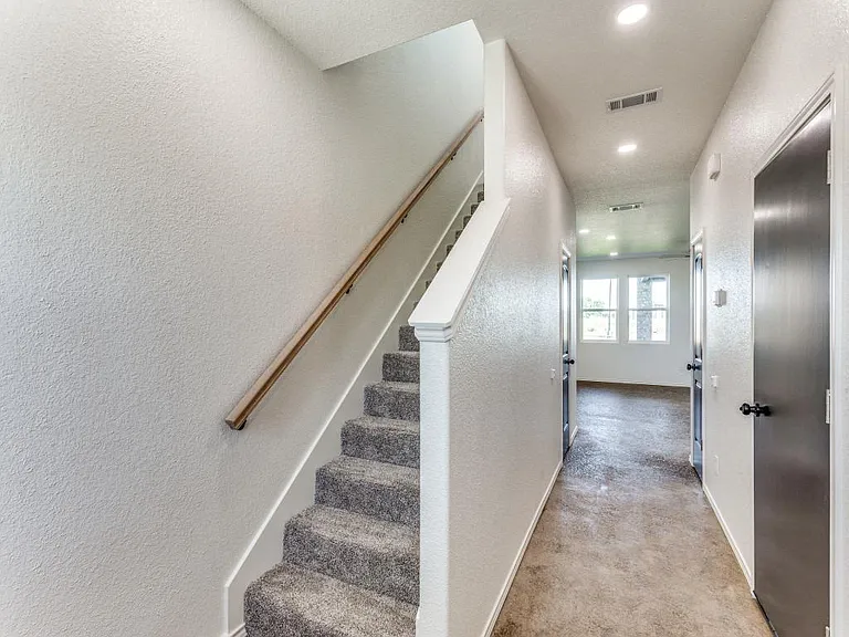 116 Dealva Ct #116 — Photo 12
