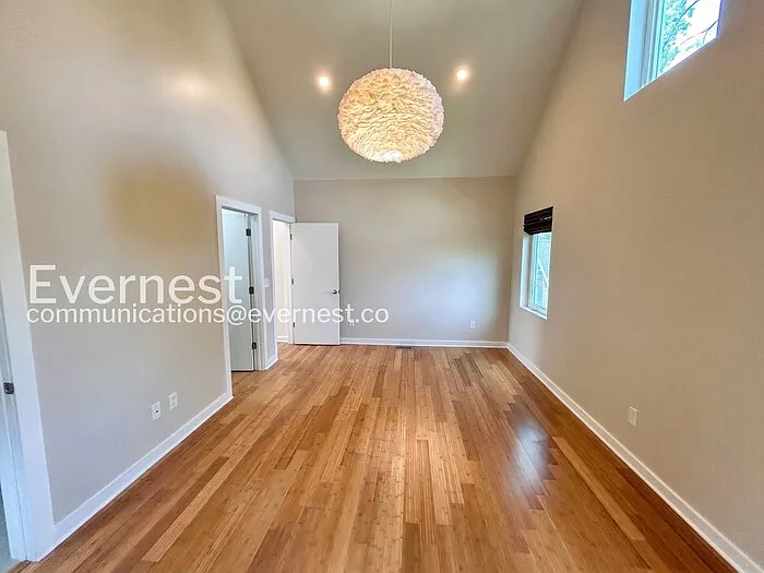 5210B Michigan Ave — Photo 12