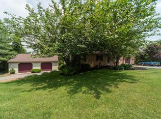 13 Carol Ln, Quarryville, PA 17566