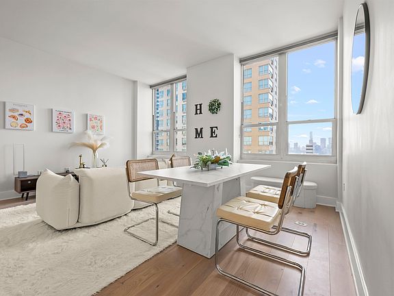 5th image of 88 Morgan St APT 2105