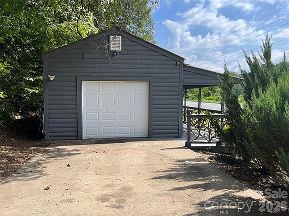 4th image of 1961 Cane Creek Rd
