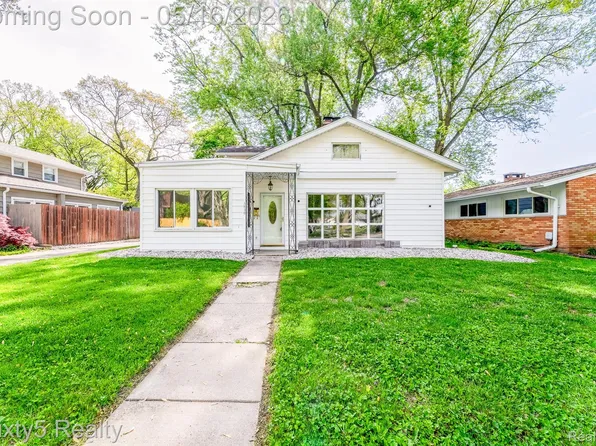 1430 Riverview Ave, Monroe, MI 48162