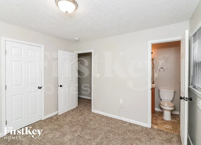 4007 Wells Cir — Photo 10