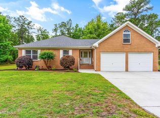 128 Vista Ln, Hampstead, NC 28443