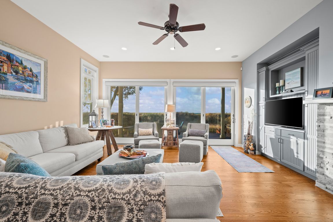 next background image