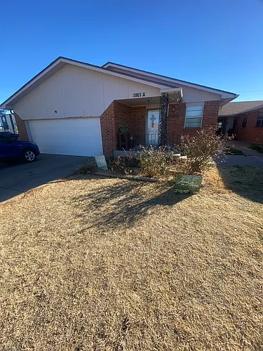 2803 SW 27th Ave Photo 1