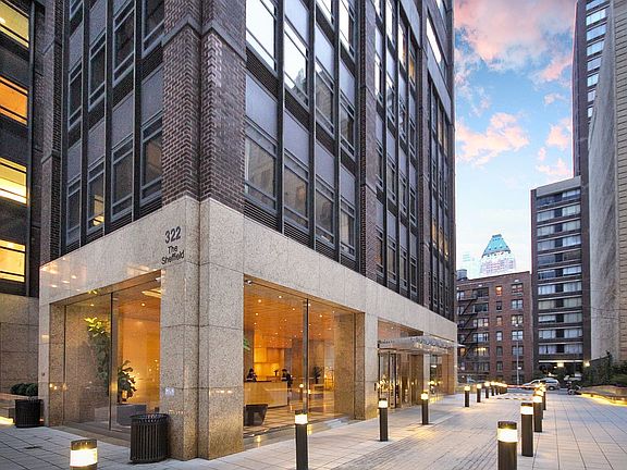 5th image of 322 W 57th St APT 24V