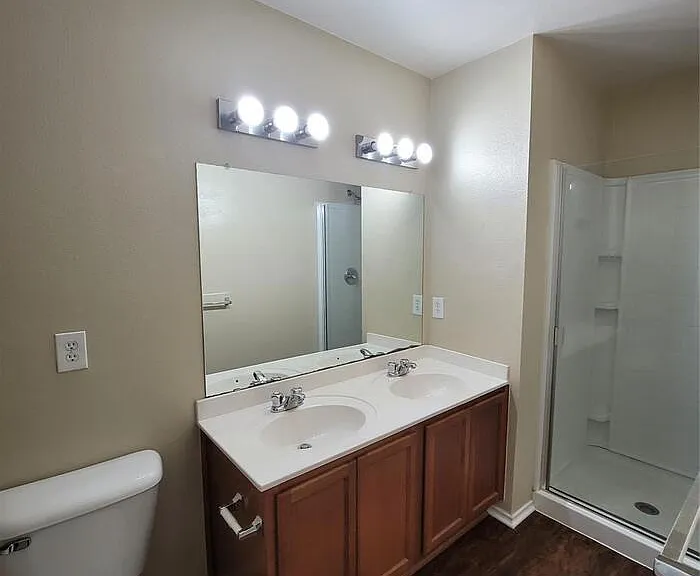 1340 Gayle St — Photo 9