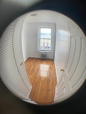 5th image of 767 Franklin Ave #3L
