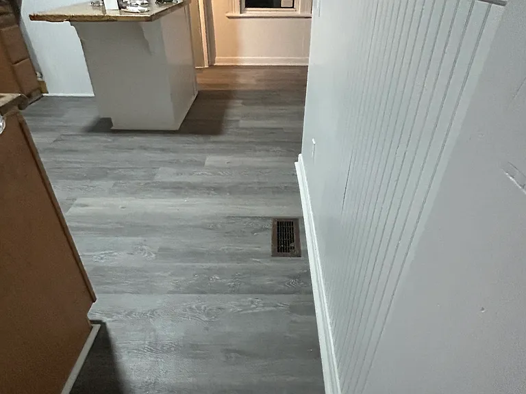 473 Putnam St #1 — Photo 5