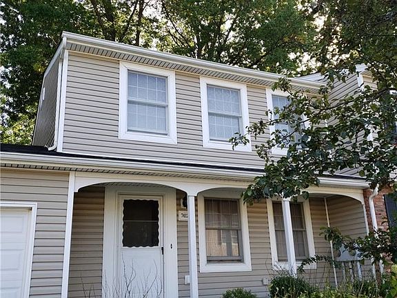 2nd image of 7412 S Chestnut Commons Dr Unit C