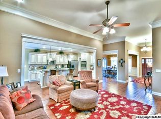 104 Keystone Dr, Meridianville, AL 35759