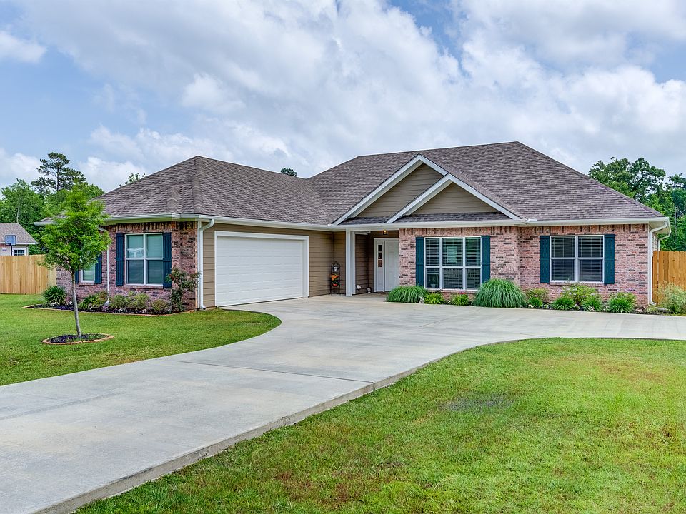 1st image of 185 Acorn Dr