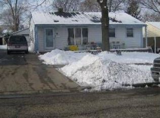 46 S Seymour Ave, Mundelein, IL