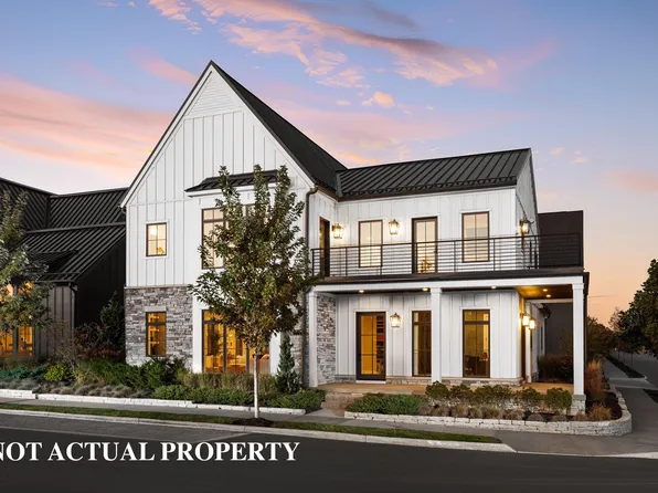 2834 Kobuk Dr, Columbus, OH 43228