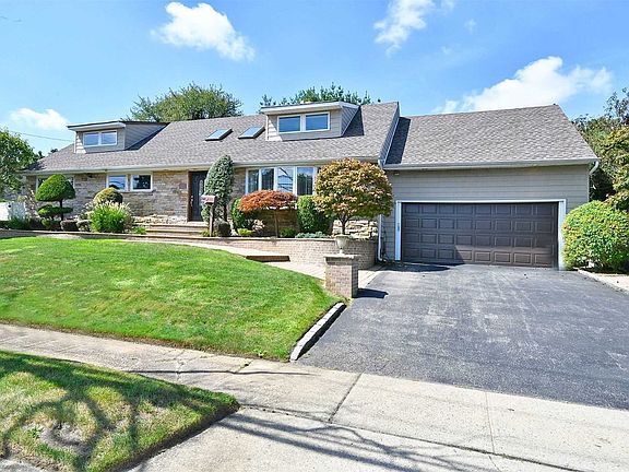 4th image of 98 Harbor Ln