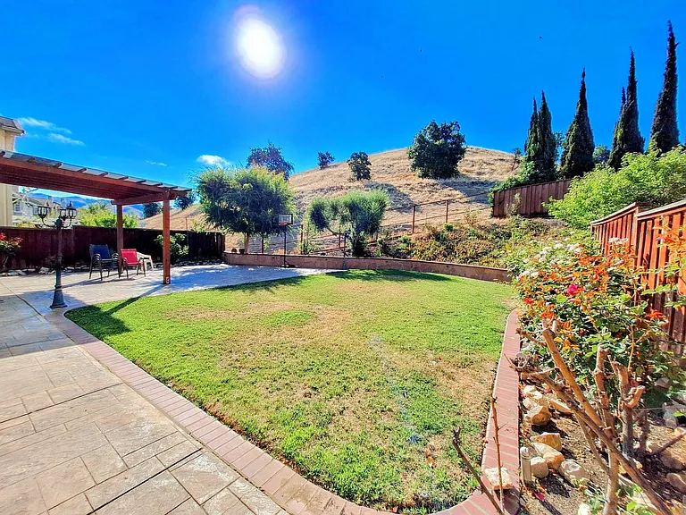 1662 Indigo Oak Ln — Photo 42