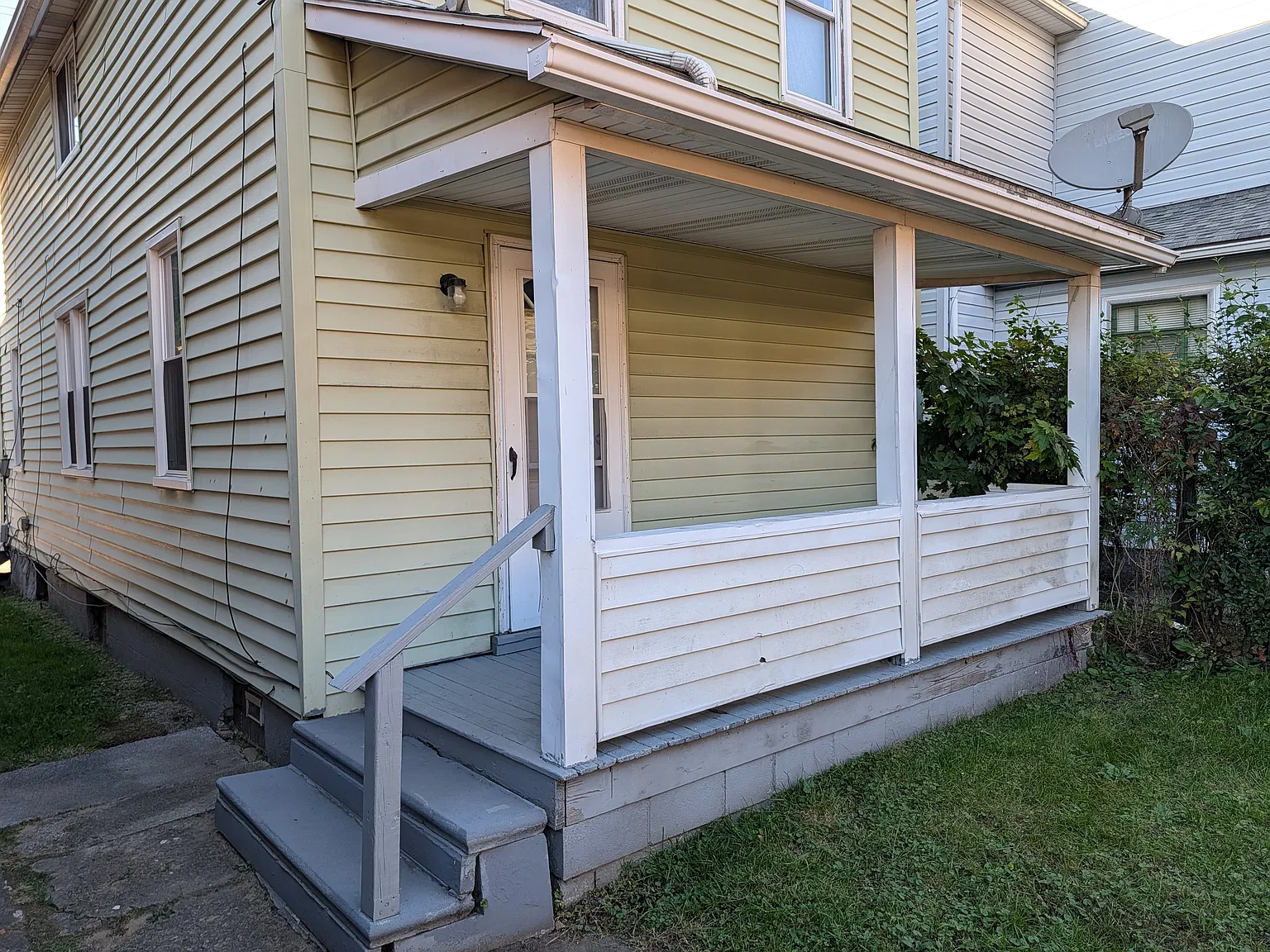 3 bed, 1100 sqft, $835 — Photo 3