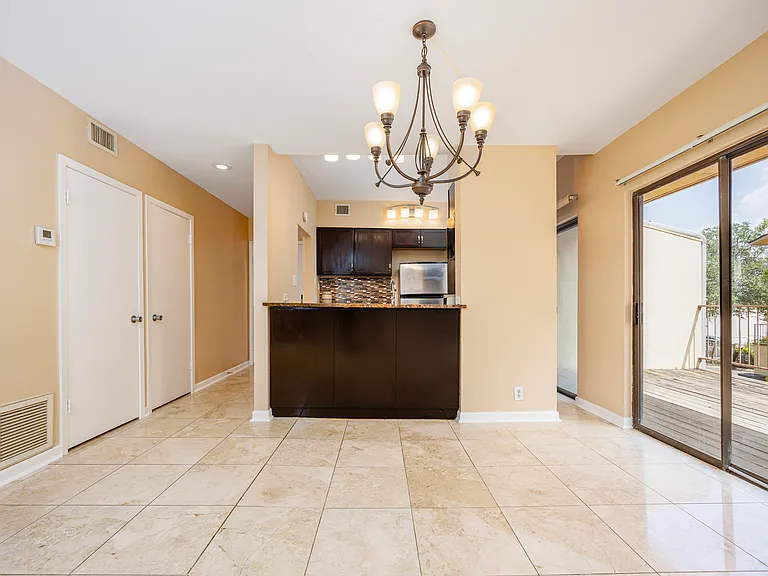 8642 Fredericksburg Rd #503 — Photo 7