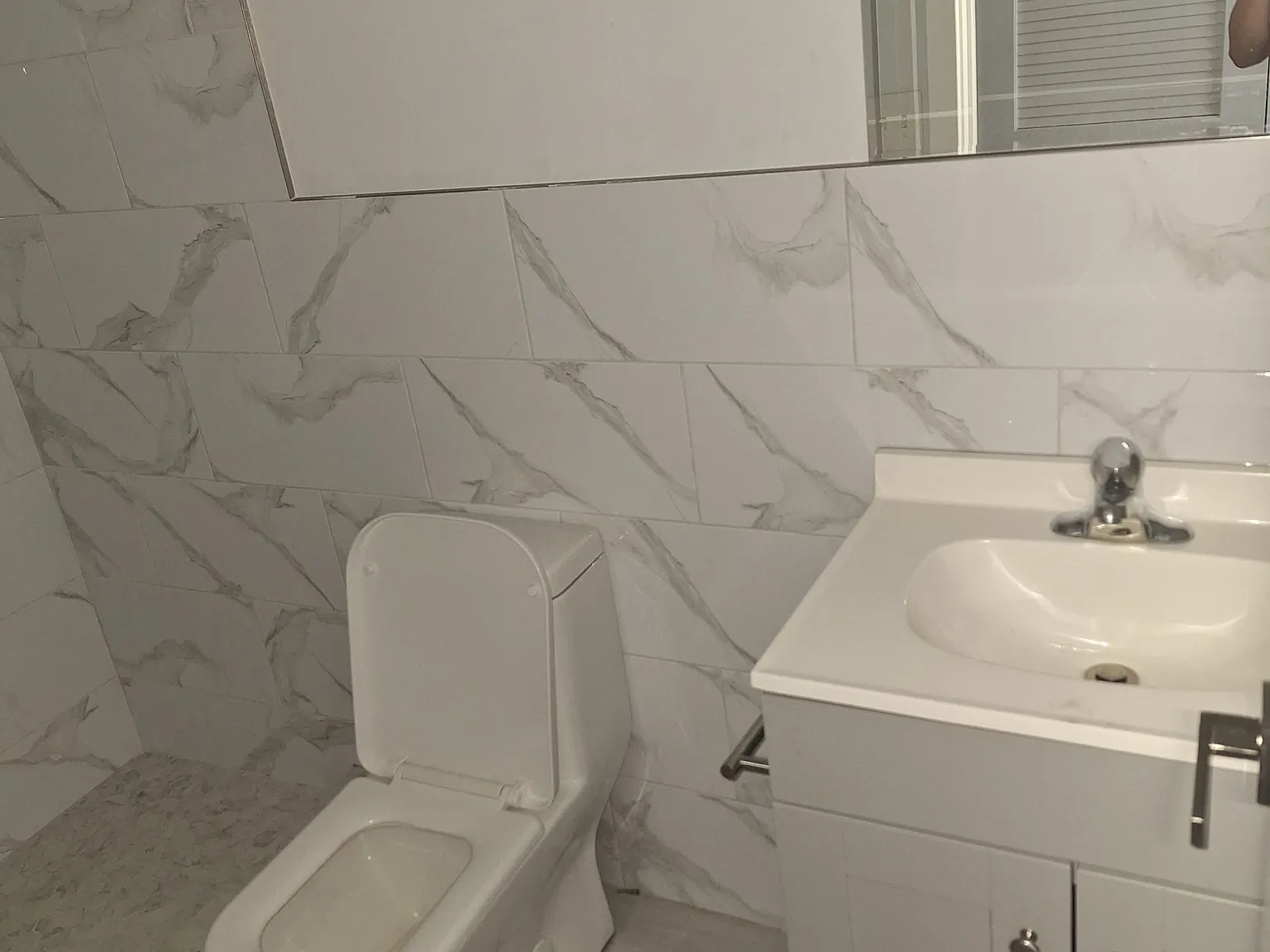 3 bed, 1600 sqft, $1,950 — Photo 3