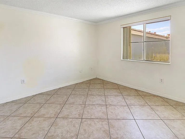 1186 NW 123rd Ct — Photo 16