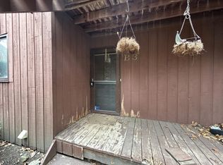9 Village Way BUILDING 9-3, Vernon, NJ 07462