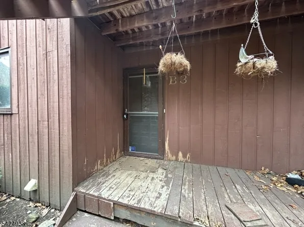 9 Village Way BLDG 9 #3, Vernon Twp., NJ 07462