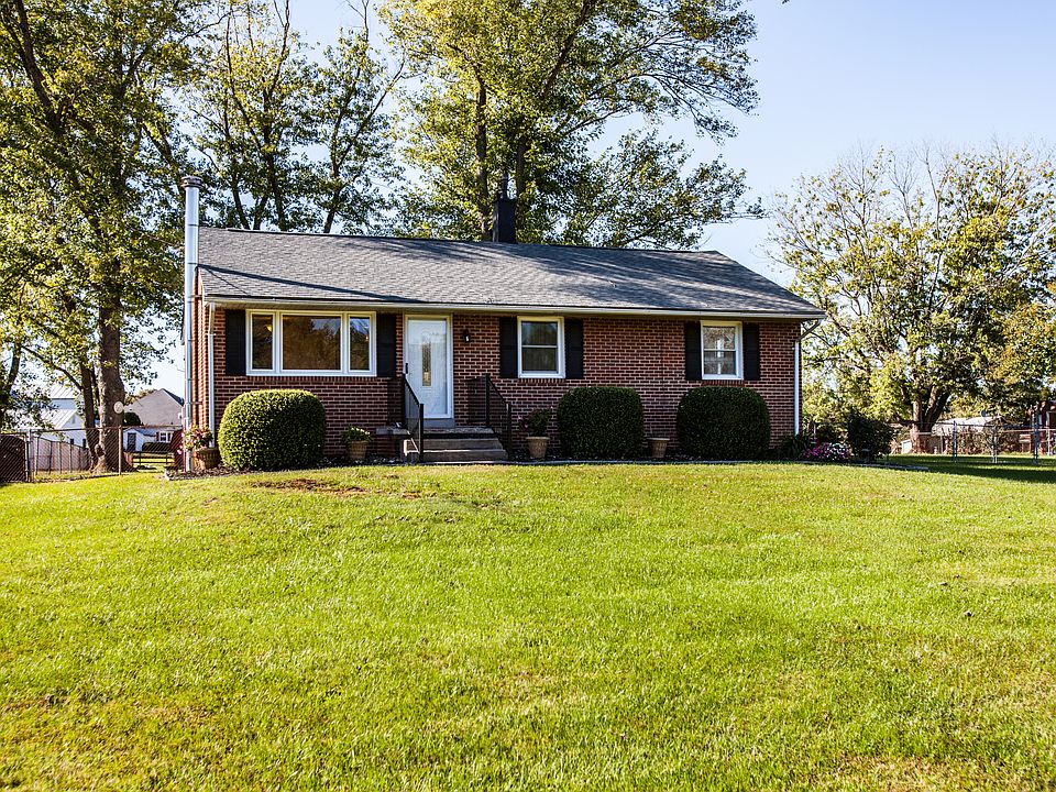 1st image of 13612 Fleetwood Dr