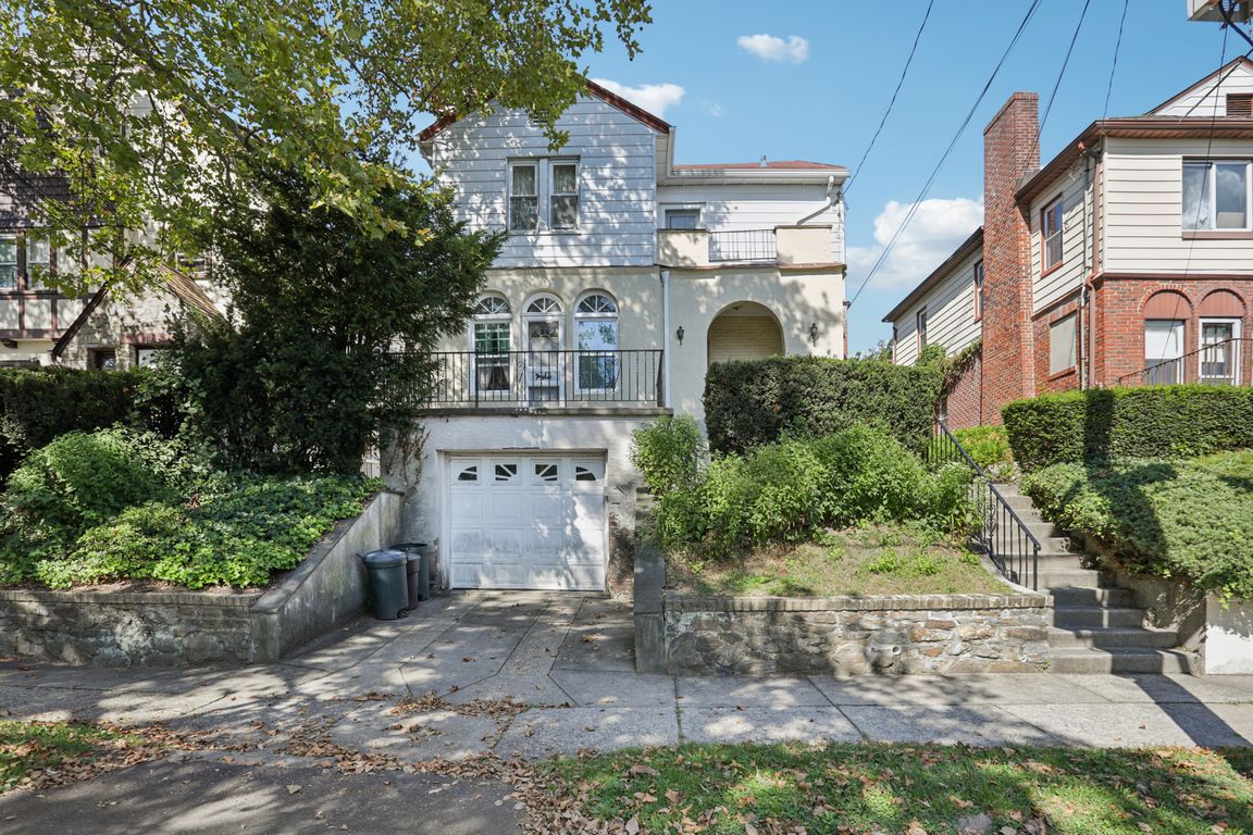 Hillcrest Rd-S1609-001.jpg