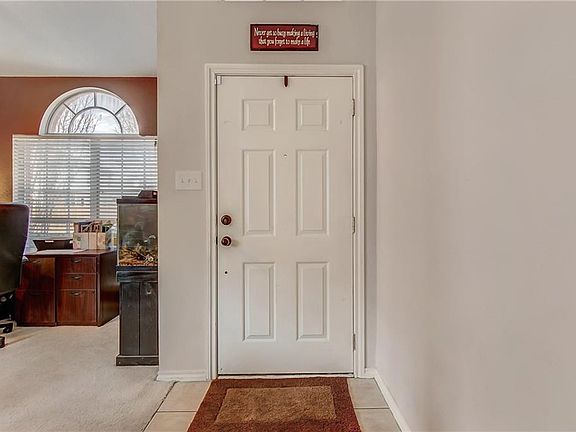 5th image of 10525 Fossil Hill Dr